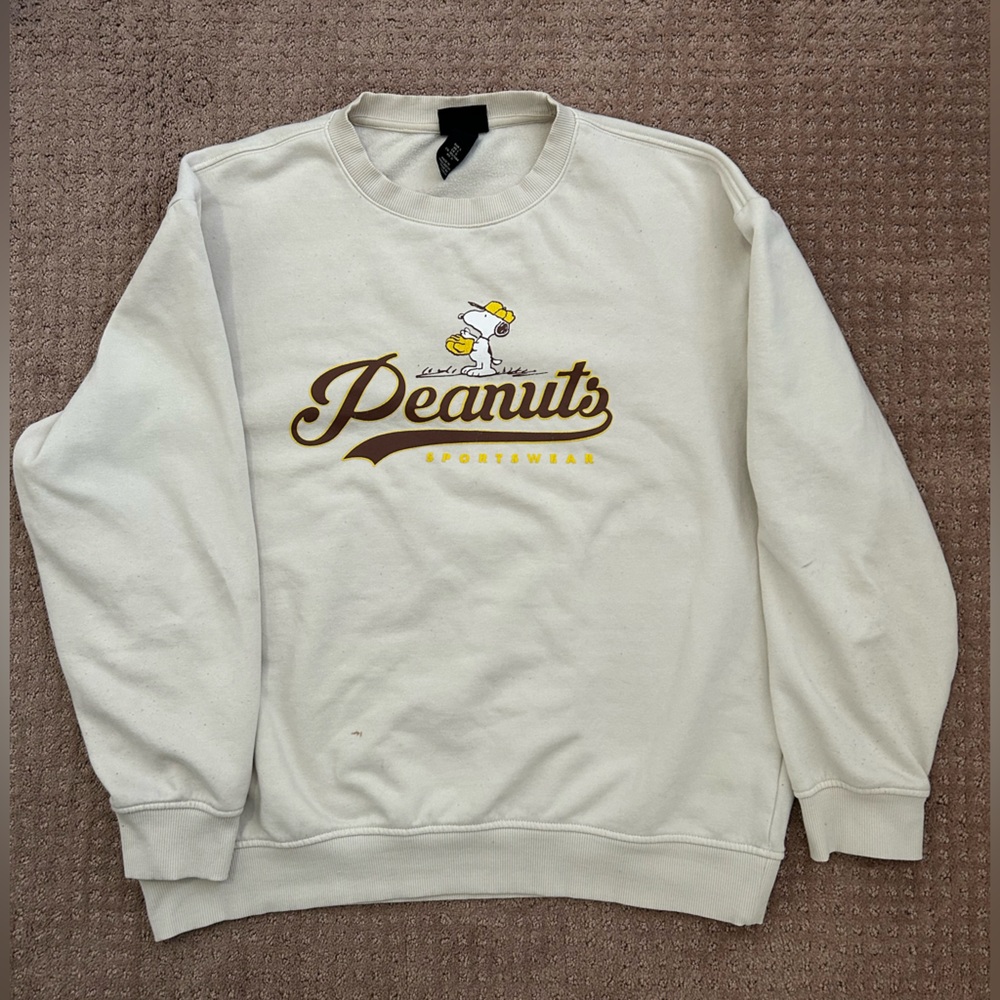 Cream Peanuts Crewneck Sweater